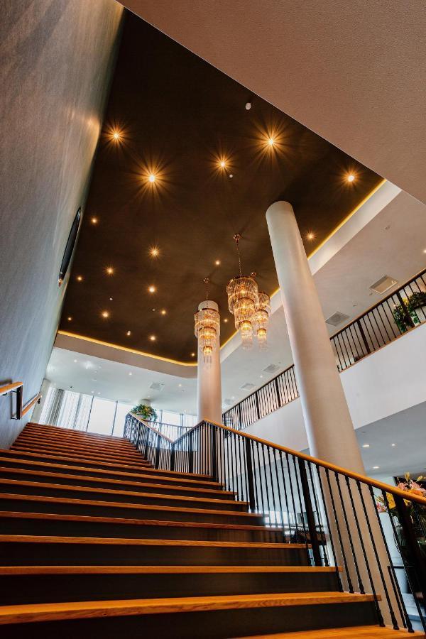 Van Der Valk Hotel ชีดาม ภายนอก รูปภาพ